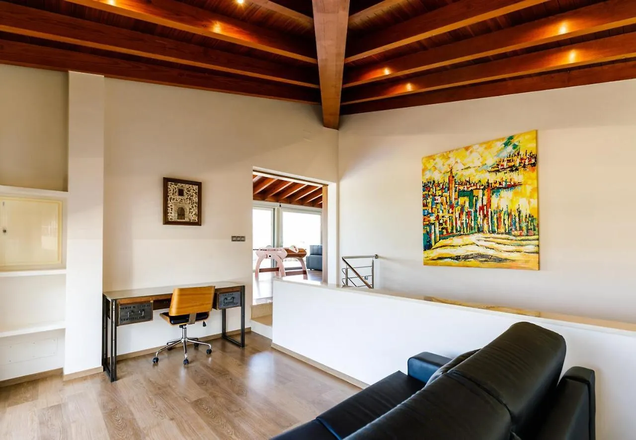 Villa Es Velar Family Suite ビニサレム
